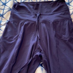 Fabletics high waisted cropped stretch pants